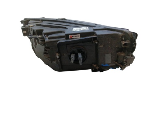 LAMPA LEWY PRZÓD VOLVO XC40 RECHARGE LIFT (2022-) E400V12 408KM 32404667