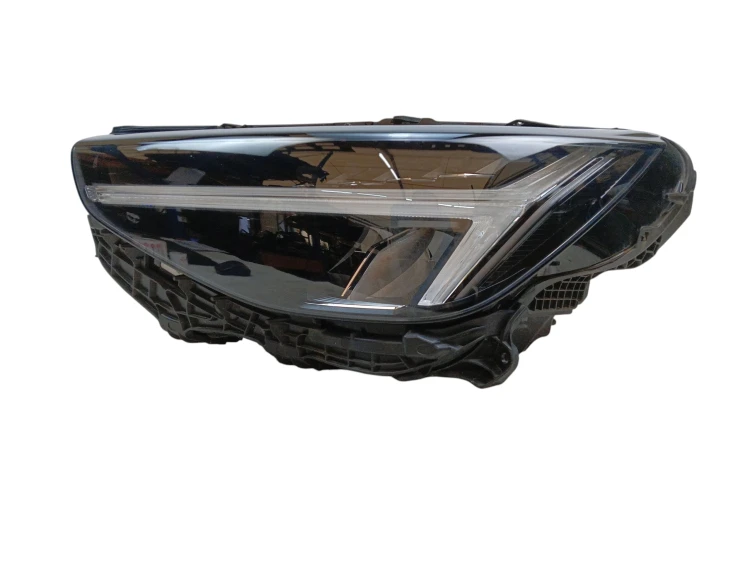 LAMPA LEWY PRZÓD VOLVO XC40 RECHARGE LIFT (2022-) E400V12 408KM 32404667