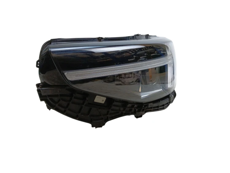 LAMPA LEWY PRZÓD VOLVO XC40 RECHARGE LIFT (2022-) E400V12 408KM 32404667