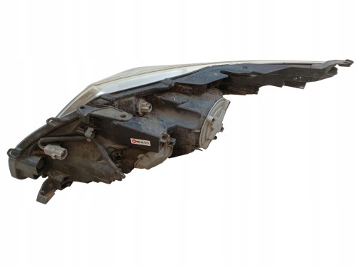 LAMPA PRAWY PRZÓD TOYOTA AVENSIS T27 (2009-2011) 2.0 D4D 126KM 81126-05310