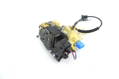 ZAMEK DRZWI LEWY PRZÓD VOLKSWAGEN POLO IV 1.2 3B1837015AQ