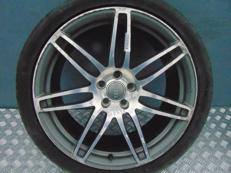 FELGA ALUMINIOWA AUDI A8 D3(2002-2009) 4.2 TDI 20
