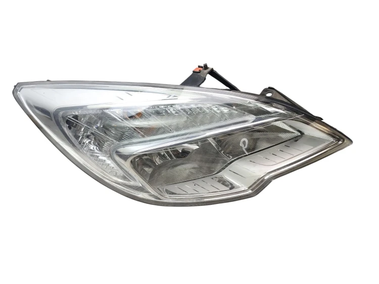 LAMPA PRAWY PRZÓD OPEL MERIVA B (2010-2013) 1.4 T 120KM 13253630