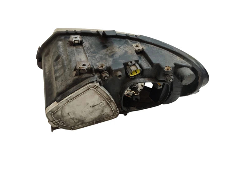 LAMPA PRAWY PRZÓD CHRYSLER VOYAGER IV (2000-2005) 2.4 16V 147KM