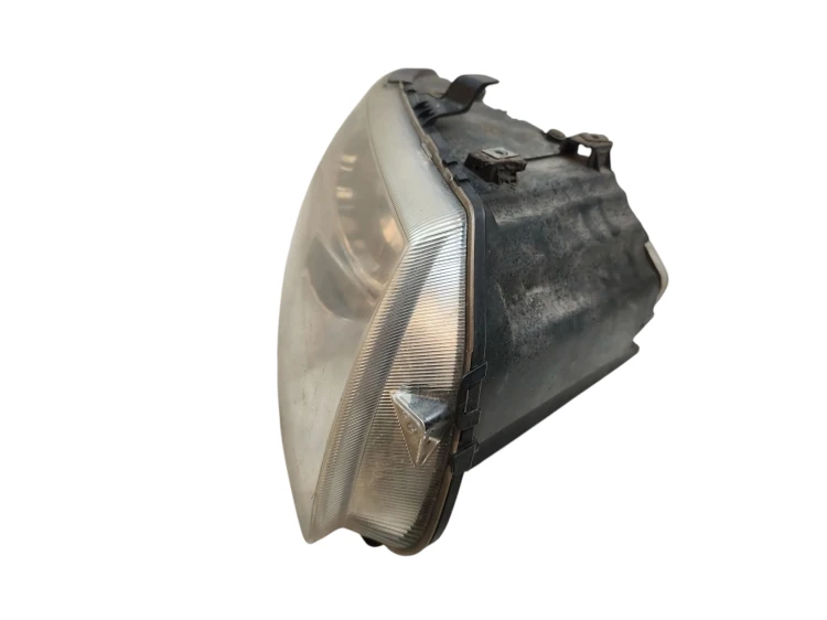 LAMPA PRAWY PRZÓD CHRYSLER VOYAGER IV (2000-2005) 2.4 16V 147KM