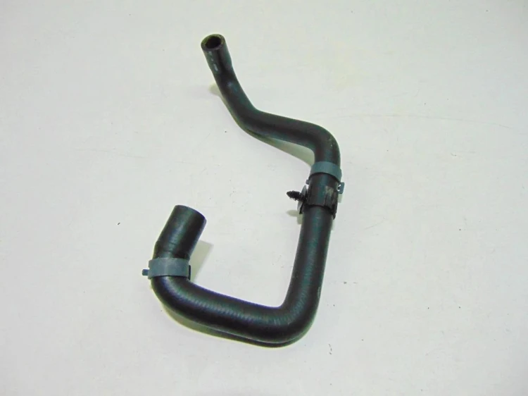 PRZEWÓD WODY VOLKSWAGEN PASSAT B8 5Q0121063M