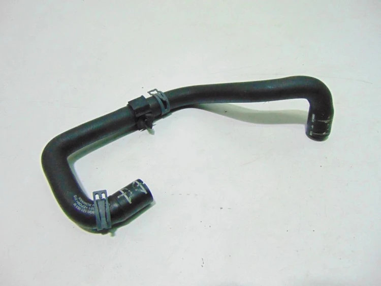 PRZEWÓD WODY VOLKSWAGEN PASSAT B8 5Q0121063M