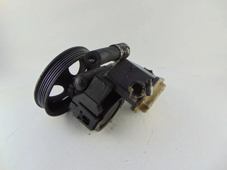 POMPA WSPOMAGANIA OPEL VECTRA B 1.6 16V 90495957