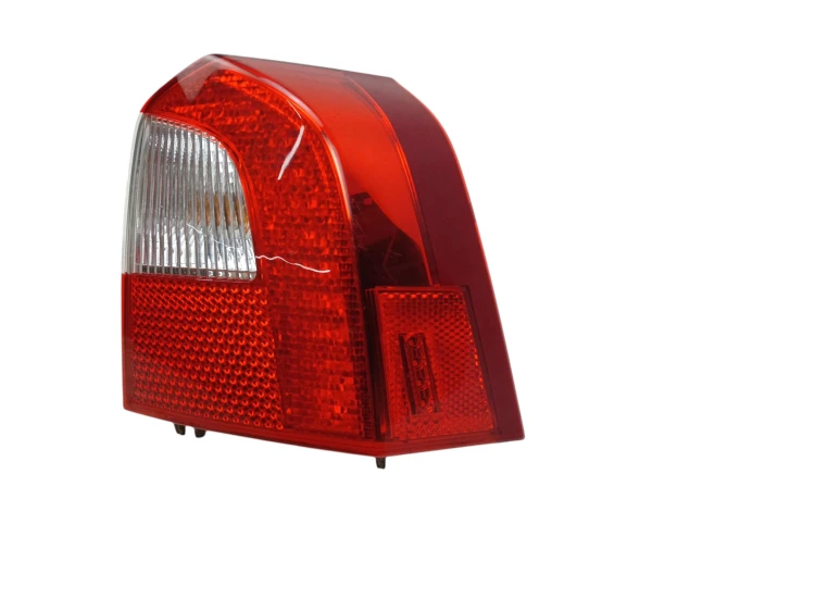 LAMPA PRAWY TYŁ VOLVO V70 III (2007-2011) 2.0 D 136KM 31395073