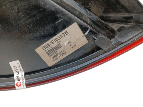 LAMPA PRAWY TYŁ RENAULT LAGUNA III (2007-2010) 2.0 DCI 150KM 265500021R