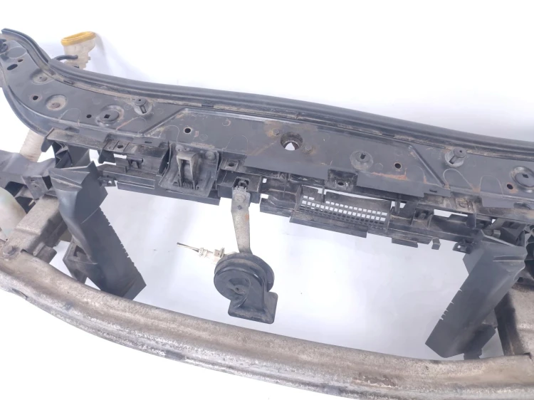 PAS PRZEDNI WZMOCNIENIE CZOŁOWE RENAULT MEGANE II LIFT (2005-2008) 1.9 DCI