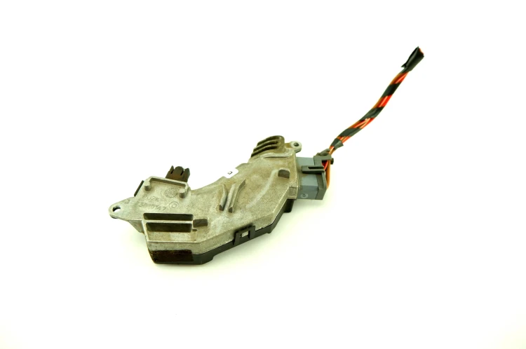 REZYSTOR DMUCHAWY OPEL VECTRA C (2002-2005) 2.2 16V 147KM 73421312