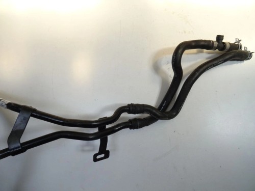 PRZEWÓD WODY VOLKSWAGEN PASSAT B8 5Q1820693F