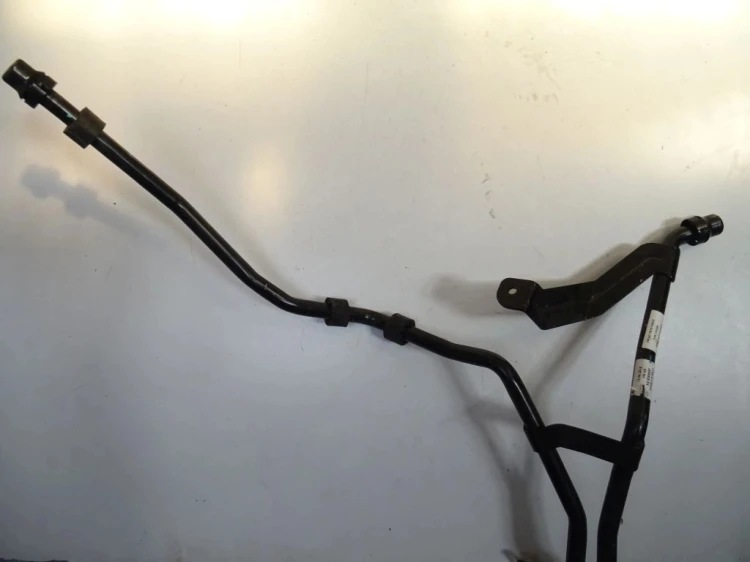 PRZEWÓD WODY VOLKSWAGEN PASSAT B8 5Q1820693F