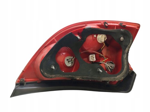 LAMPA PRAWA PRAWY TYŁ KIA CEED I ED (2006-2009) HB 5D EUROPA