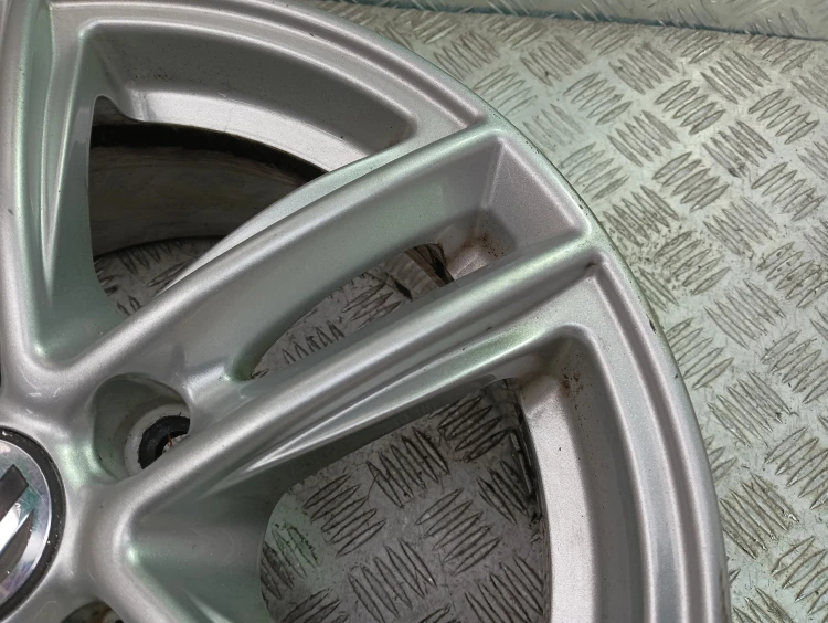 FELGA ALUMINIOWA VOLKSWAGEN PASSAT B6 (2005-2010) 2.0 FSI 150KM RC27-656