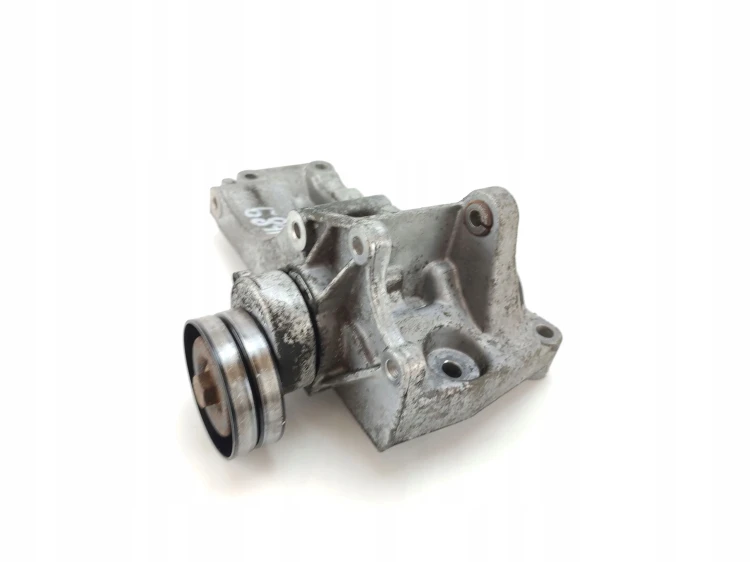ŁAPA MOCOWANIE ALTERNATORA VOLKSWAGEN GOLF IV (1997-2006) 1.4 16V 75KM 0301