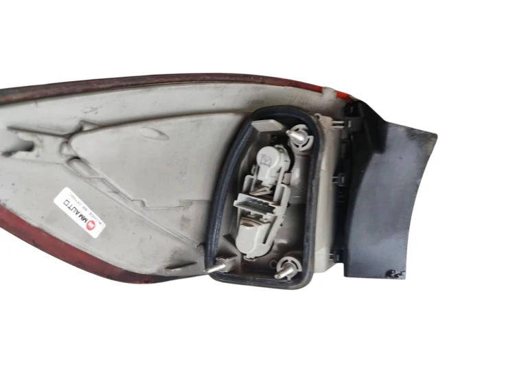 LAMPA PRAWY TYŁ FORD MONDEO MK4 (2007-2010) 1.8 TDCI 125KM 7S71-13404-B