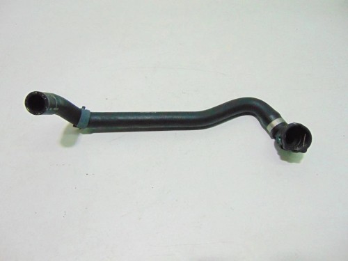 PRZEWÓD WODY VOLKSWAGEN PASSAT B8 3Q0122157P