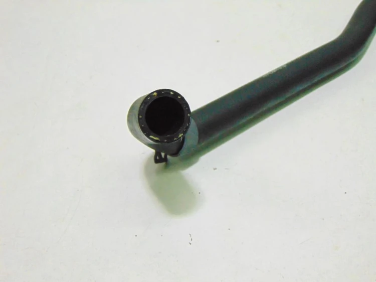 PRZEWÓD WODY VOLKSWAGEN PASSAT B8 3Q0122157P