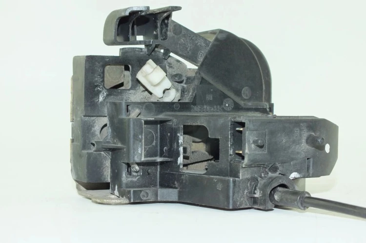 ZAMEK DRZWI PRAWY PRZÓD RENAULT SCENIC I LIFT (1999-2003)