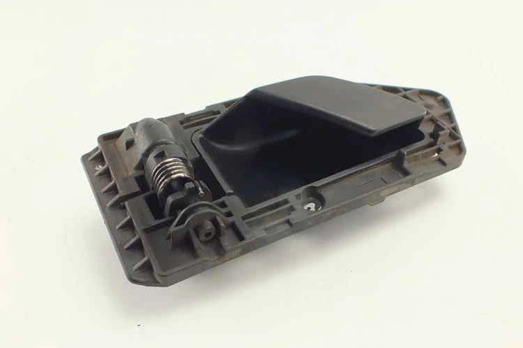 KLAMKA WEWNĘTRZNA PRAWY PRZÓD CITROEN BERLINGO II (2003-2010) 1.9 DW8 96214