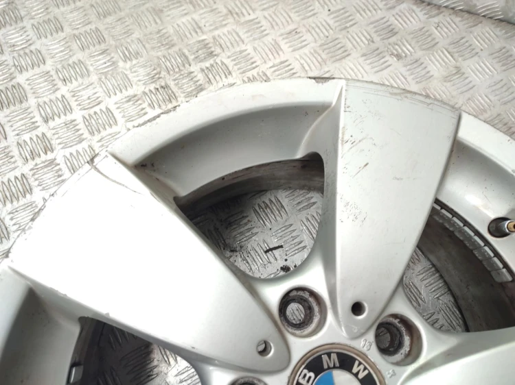 FELGA ALUMINIOWA BMW E60 2.5 D R17