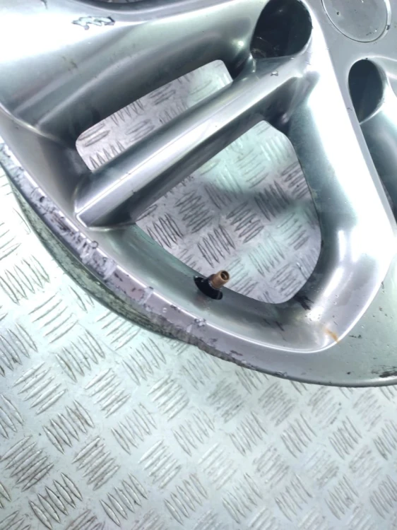 FELGA ALUMINIOWA RENAULT KOLEOS I LIFT (2013-2016) 2.0 DCI 150KM 403005871R