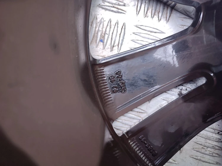 FELGA ALUMINIOWA RENAULT KOLEOS I LIFT (2013-2016) 2.0 DCI 150KM 403005871R