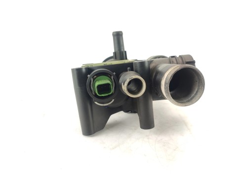 OBUDOWA TERMOSTATU FORD KUGA MK1 (2008-2010) 2.0 TDCI 136KM 9656182980