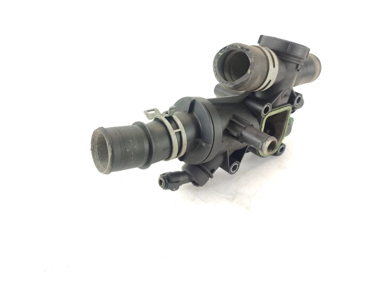OBUDOWA TERMOSTATU FORD KUGA MK1 (2008-2010) 2.0 TDCI 136KM 9656182980
