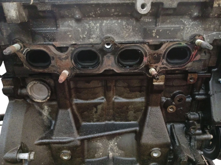 SILNIK KOMPLETNY FORD FOCUS MK2 (2004-2007) 1.6 16V 115KM HXDA
