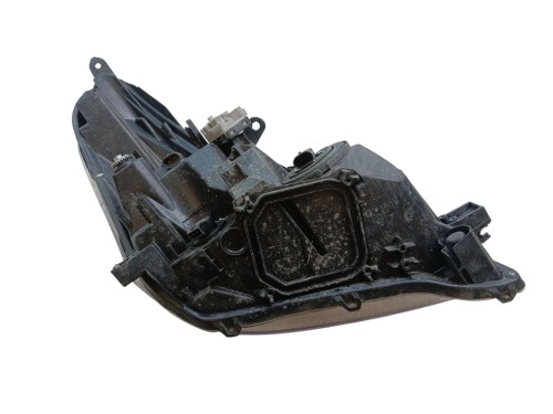 LAMPA LEWY PRZÓD TOYOTA VERSO (2009-2013) 2.0 D4D 126KM