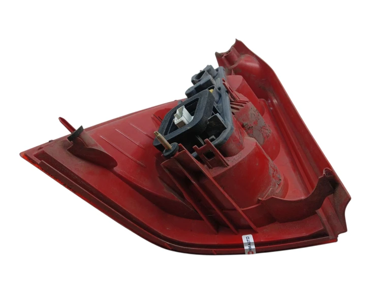 LAMPA PRAWY TYŁ PEUGEOT 307 LIFT (2005-2008) 1.6 16V 109KM 557684A