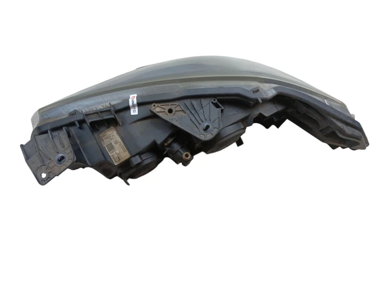 LAMPA PRAWY PRZÓD RENAULT LAGUNA II LIFT (2005-2007) 2.0 16V 133KM 82004811
