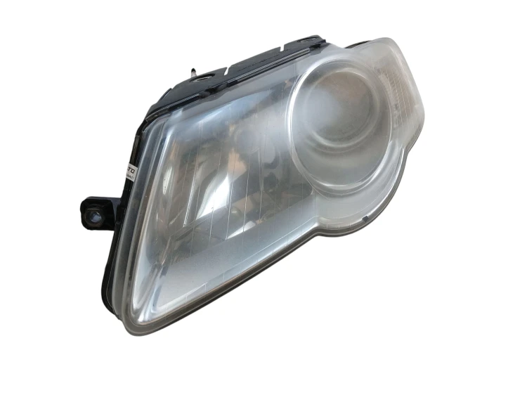 LAMPA LEWY PRZÓD VOLKSWAGEN PASSAT B6 (2005-2010) 2.0 TDI 140KM 3C0941005