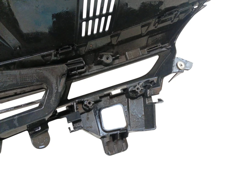 ATRAPA GRILL RENAULT CLIO IV (2012-2016) 1.2 16V 73KM