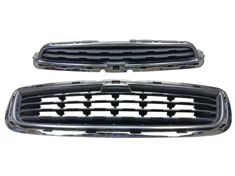 ATRAPA GRILL CHEVROLET TRAX I (2012-2016) 1.6 16V 116KM 95235143, 95235146