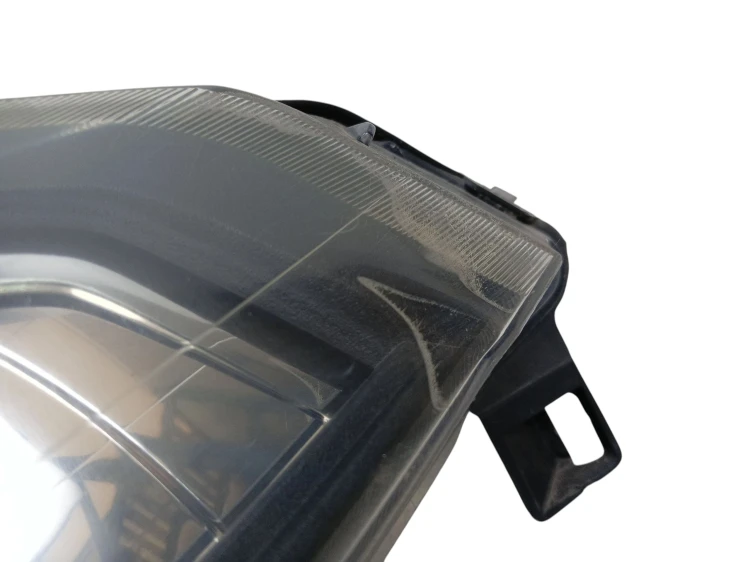 LAMPA LEWY PRZÓD RENAULT LAGUNA II LIFT (2005-2007) 2.0 16V 133KM 820048119