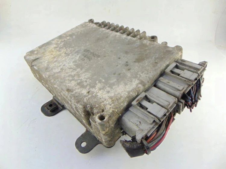 KOMPUTER STEROWNIK SILNIKA CHRYSLER VOYAGER IV (2001-2008) 3.3 V6 P04748429