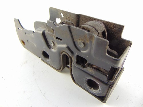 ZAMEK MASKI SEAT LEON II (2005-2012) 1.8 TSI 1P0823509C