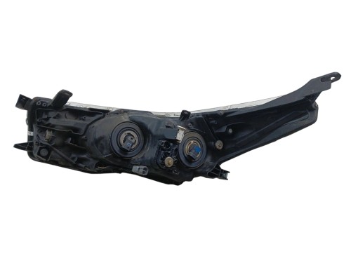 LAMPA PRAWY PRZÓD TOYOTA COROLLA E18 (2013-2016) 1.6 VALVEMATIC 132KM 81110