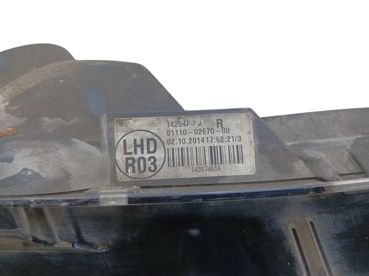 LAMPA PRAWY PRZÓD TOYOTA COROLLA E18 (2013-2016) 1.6 VALVEMATIC 132KM 81110