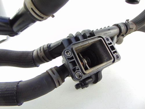 OBUDOWA TERMOSTATU PEUGEOT 5008 9684588980