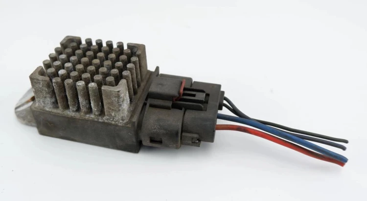 REZYSTOR DMUCHAWY CHRYSLER VOYAGER IV (2001-2008) 2.5 CRD P04868332AD