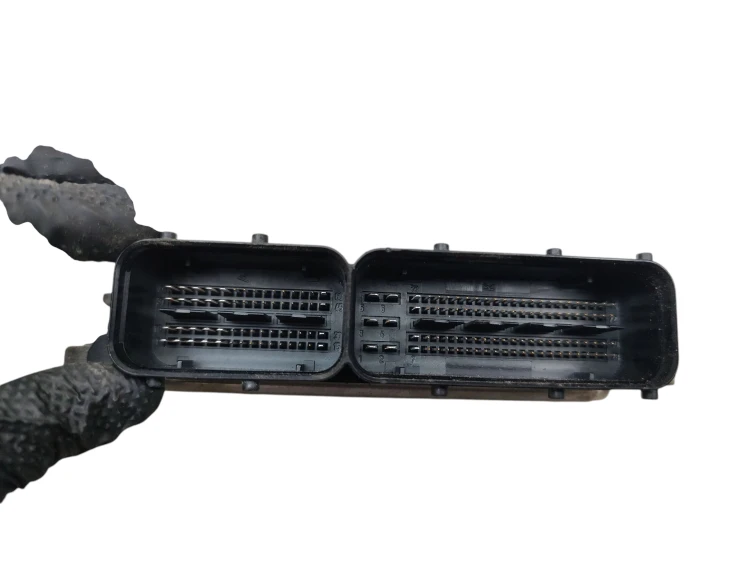 KOMPUTER STEROWNIK SILNIKA OPEL INSIGNIA A (2008-2013) 55574404