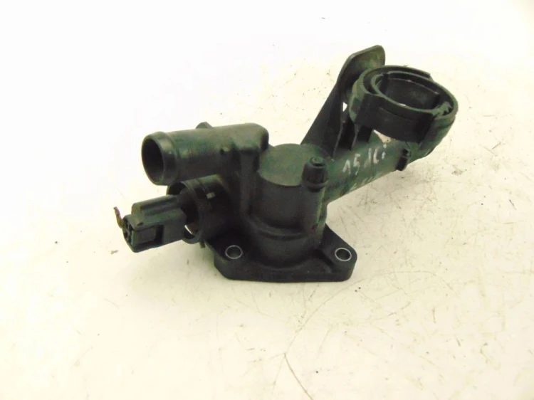 OBUDOWA TERMOSTATU RENAULT SCENIC III (2009-2013) 1.5 DCI 82009543288
