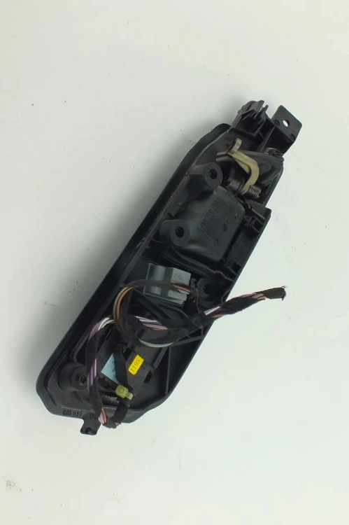 KLAMKA WEWNĘTRZNA LEWY PRZÓD VOLKSWAGEN POLO IV 1.4 16v