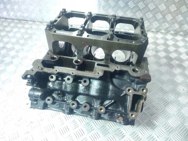 BLOK SILNIKA AUDI A6 C6 (2004-2008) 3.0 V6 TDI 225KM BMK