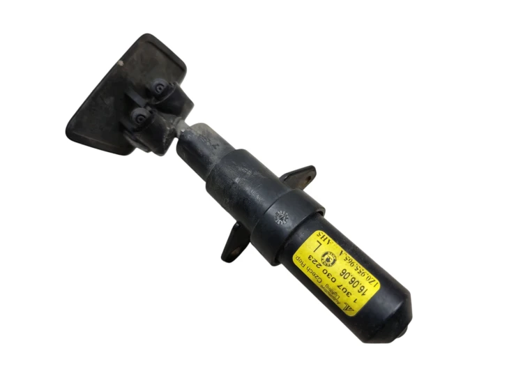 SPRYSKIWACZ LAMPY LEWY SKODA OCTAVIA II (2004-2008) 2.0 TFSI 200KM 1Z095596